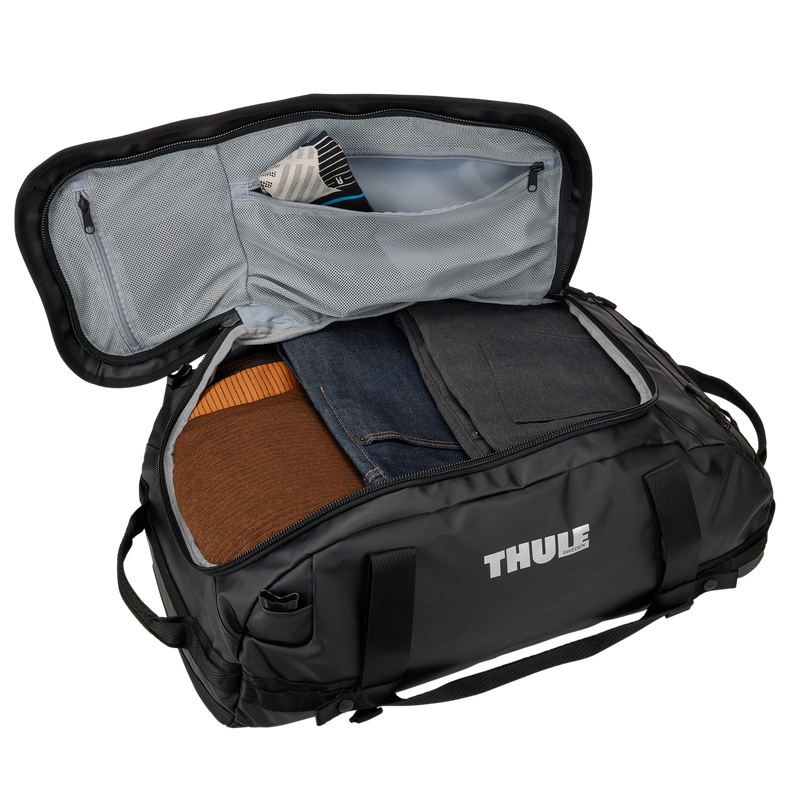 Thule Chasm 40L duffel bag black