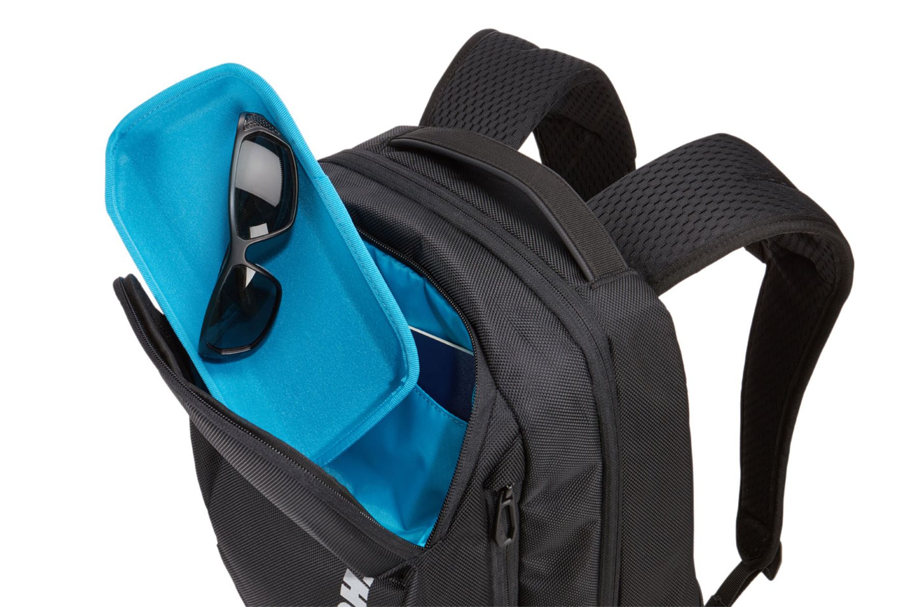 thule accent backpack 23l