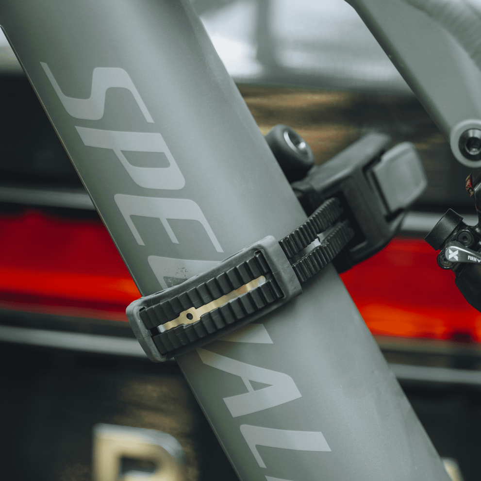 Close-up of a bike attached to the Thule Epos towbar bike rack.