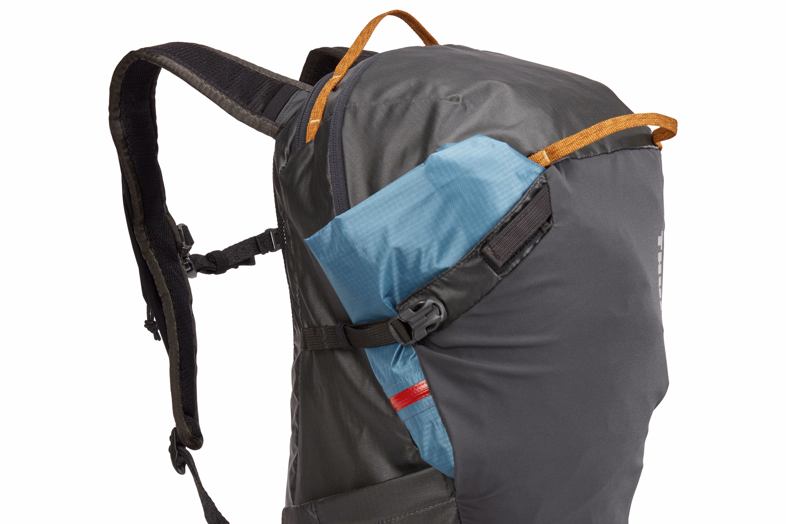 Thule Stir 25L front shove-it pocket