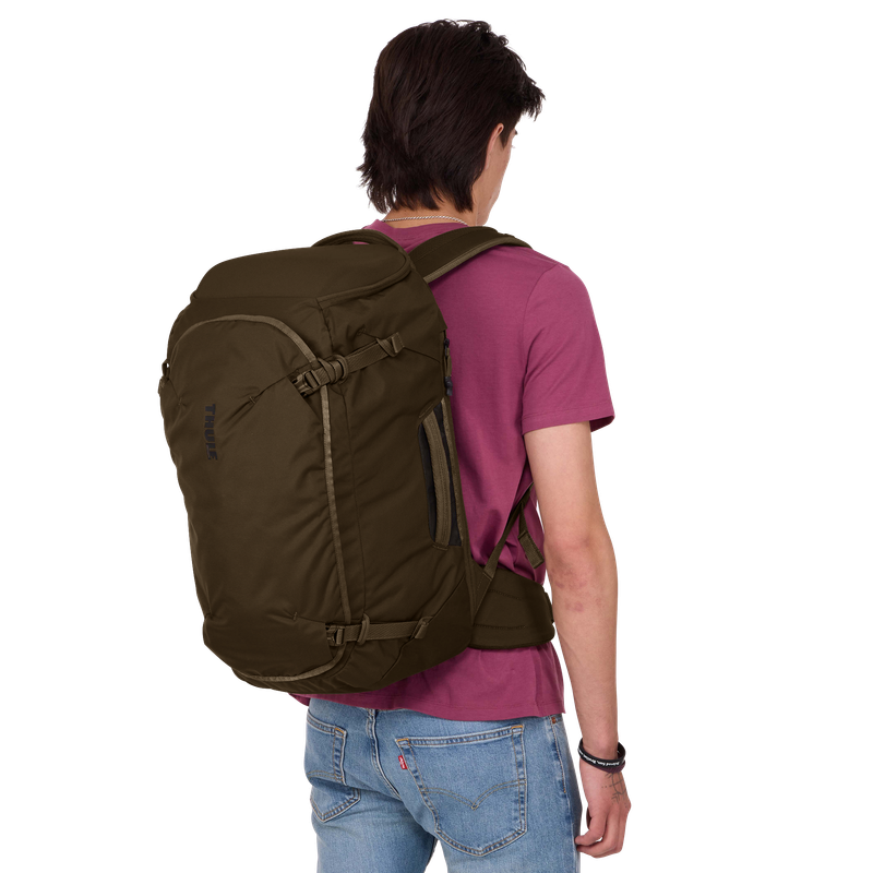 Thule Landmark 40L travel pack deep khaki
