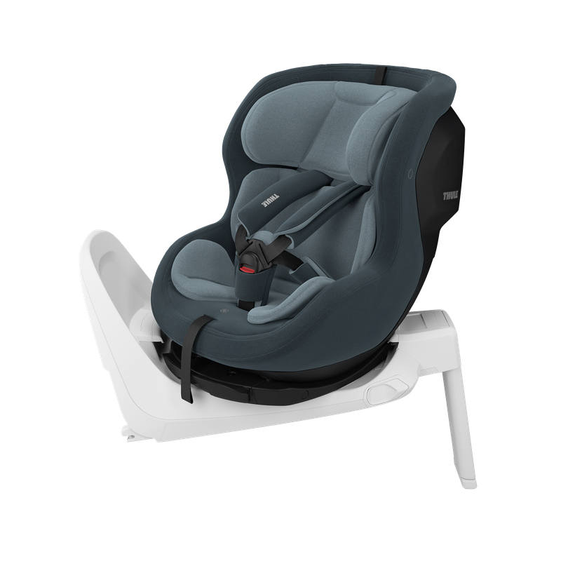 Thule Elm toddler car seat darkest blue