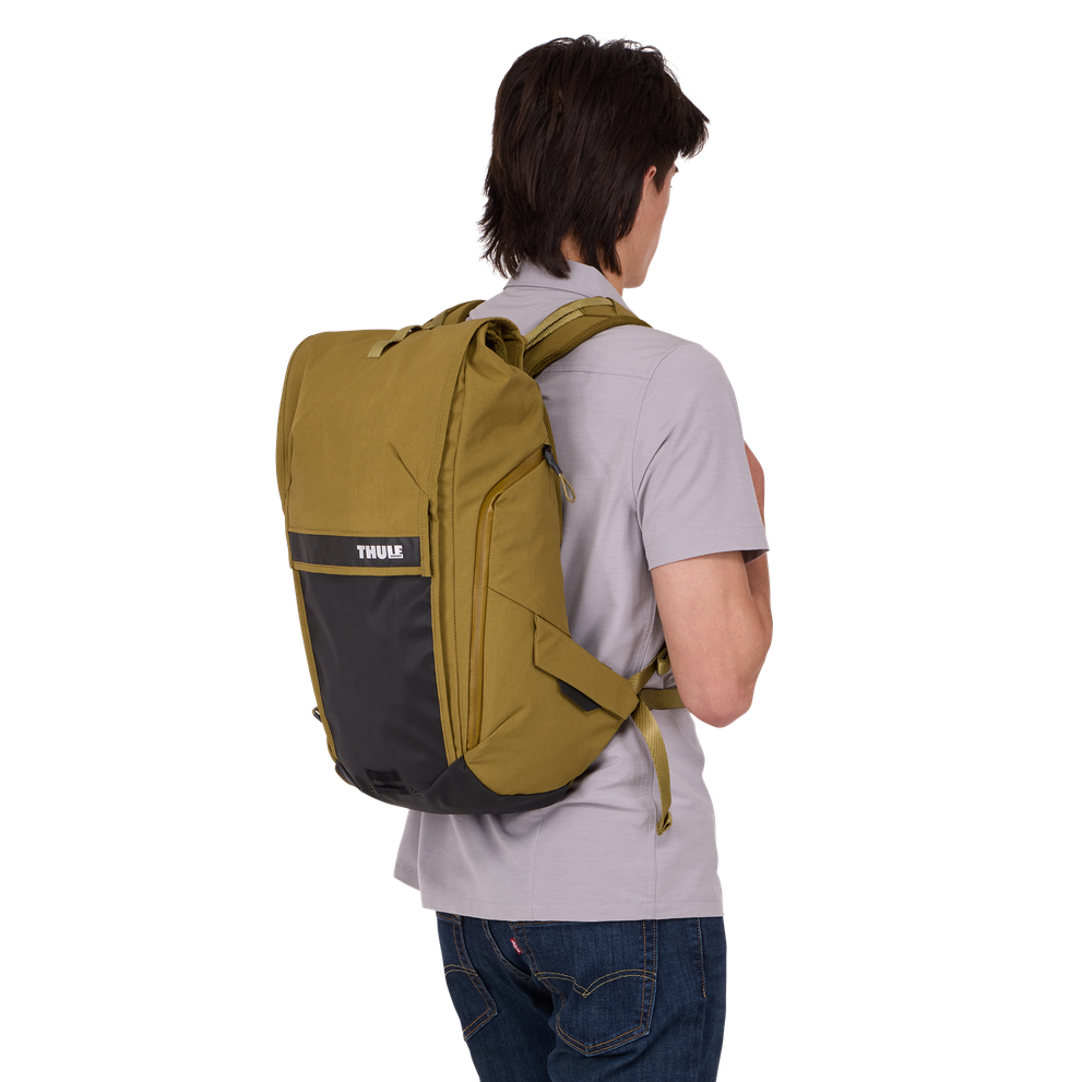 Thule Paramount bike commute backpack nutria 20L