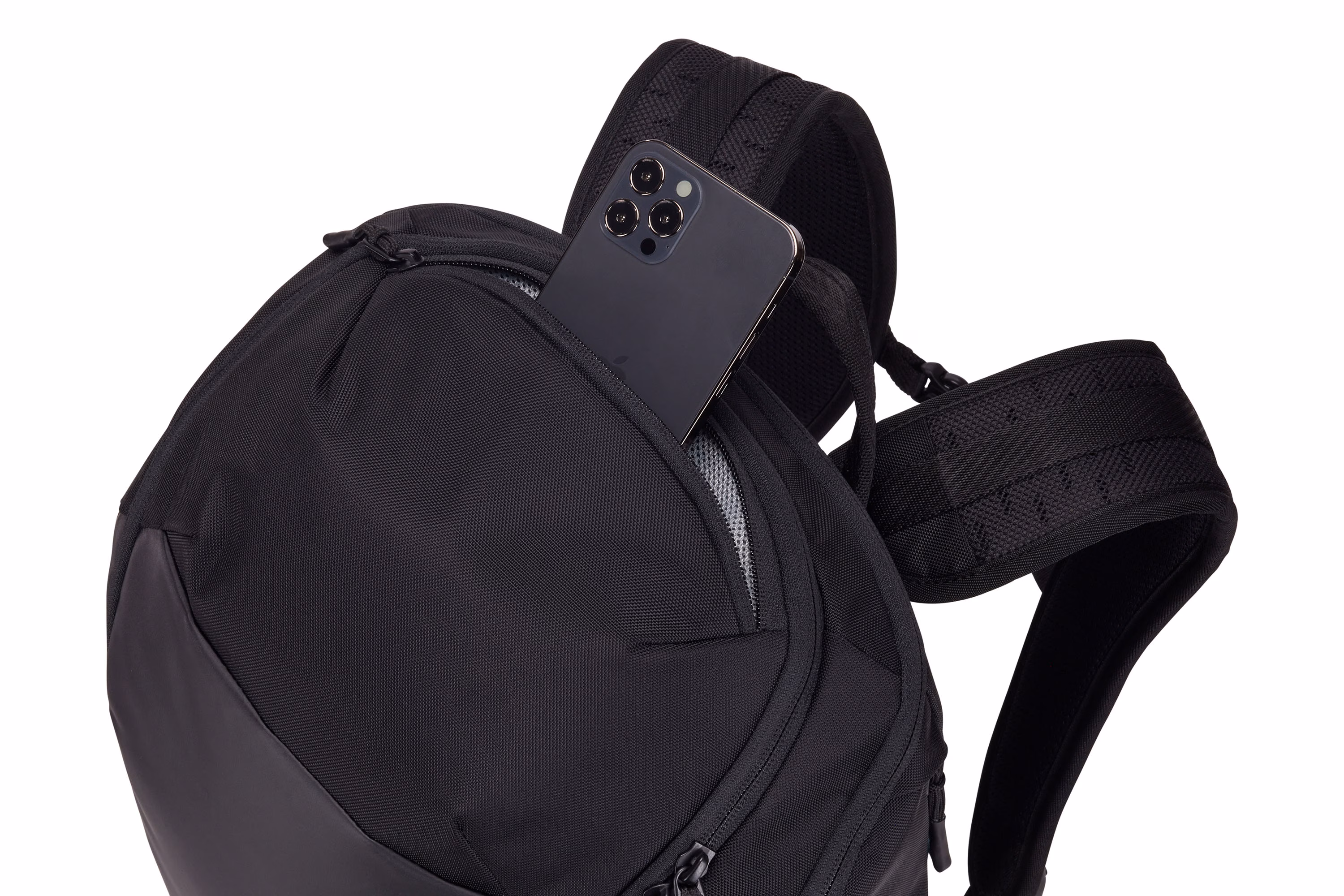 Thule Chasm backpack 26L black