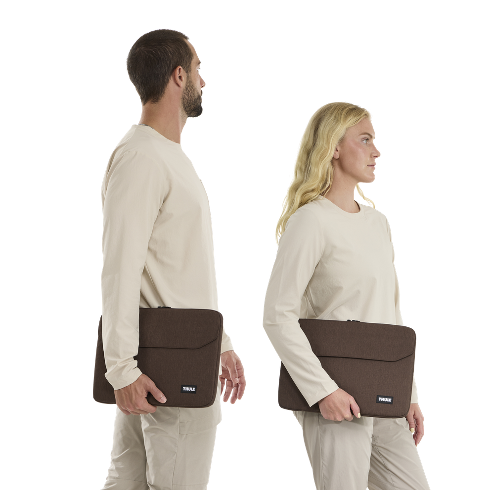 Thule Lithos sleeve MacBook Pro 16'' nuanced brown