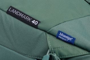 Thule Landmark 40L feature