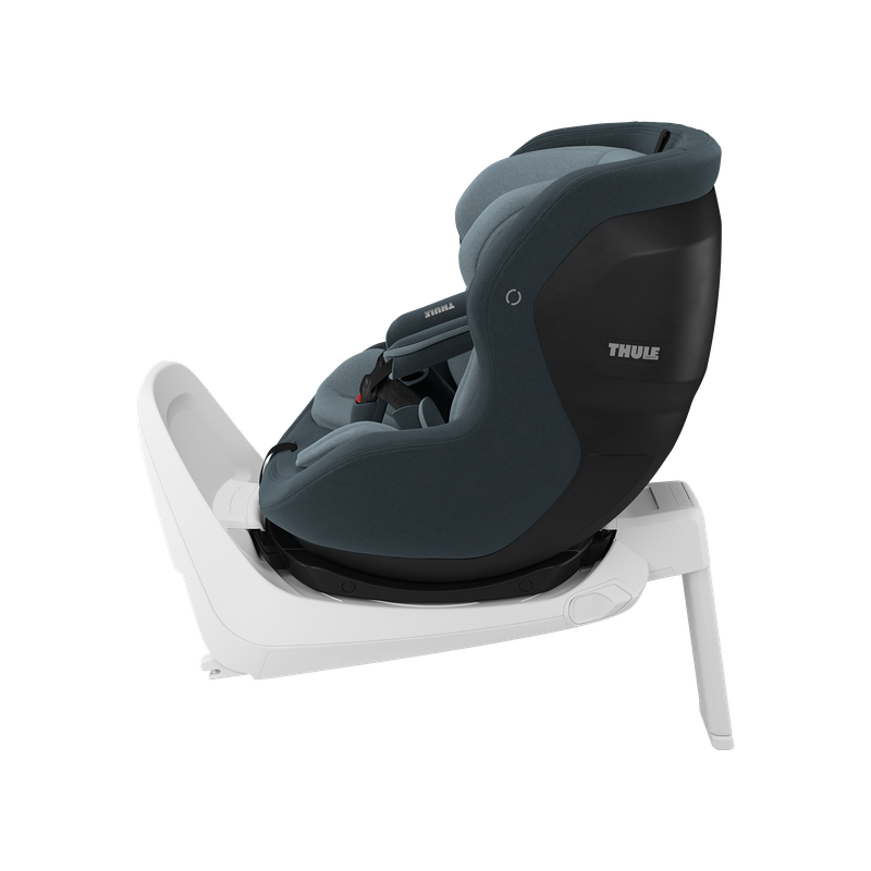 Thule Elm toddler car seat darkest blue