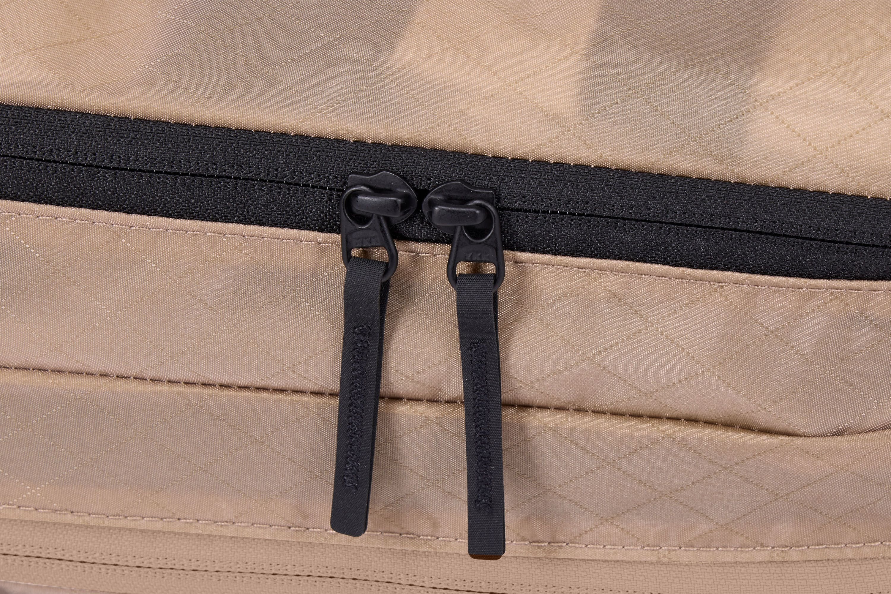 Thule clean/dirty packing cube medium gentle beige