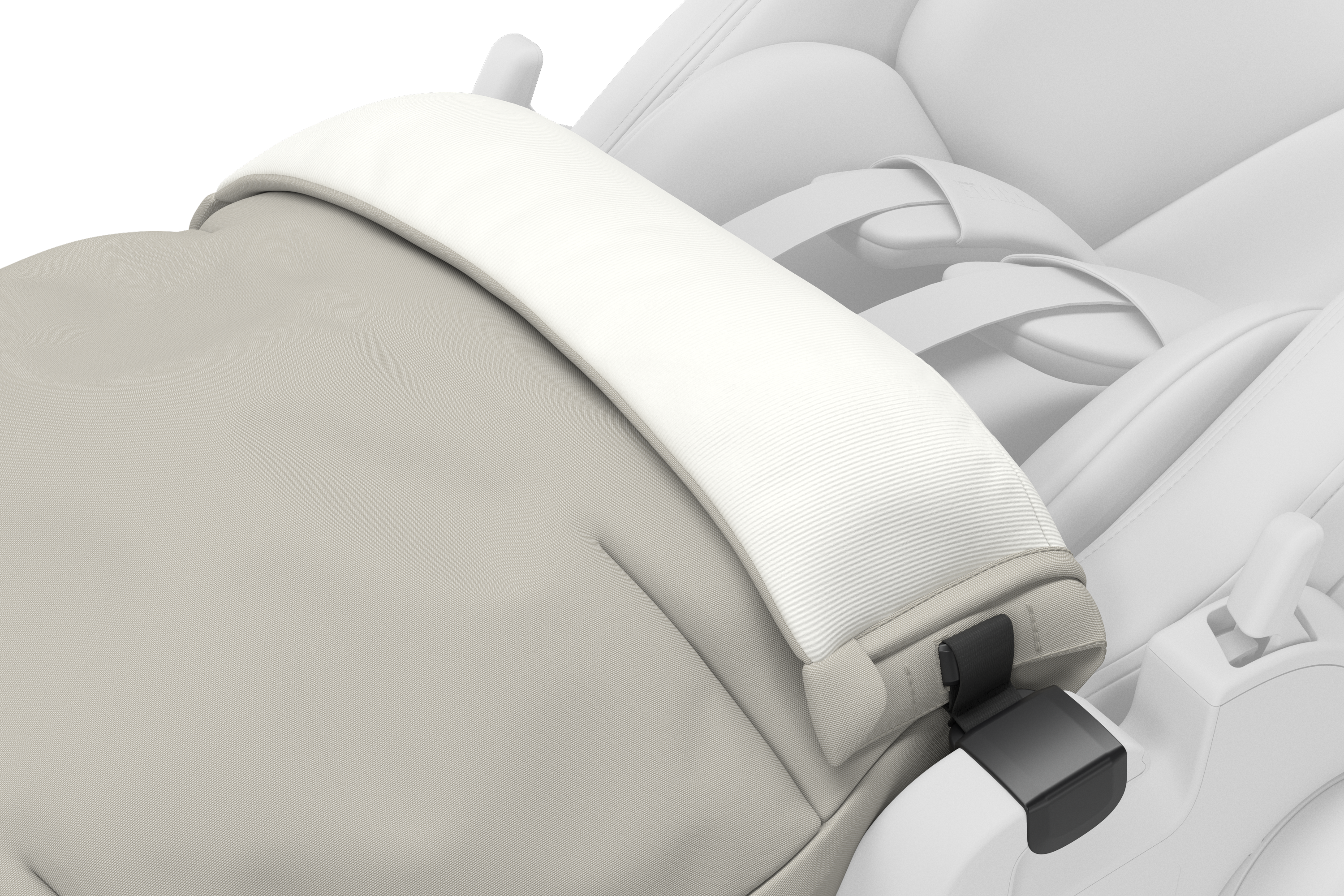 Thule Element infant car seat boot cover feature - Wrapped in comfort from day one