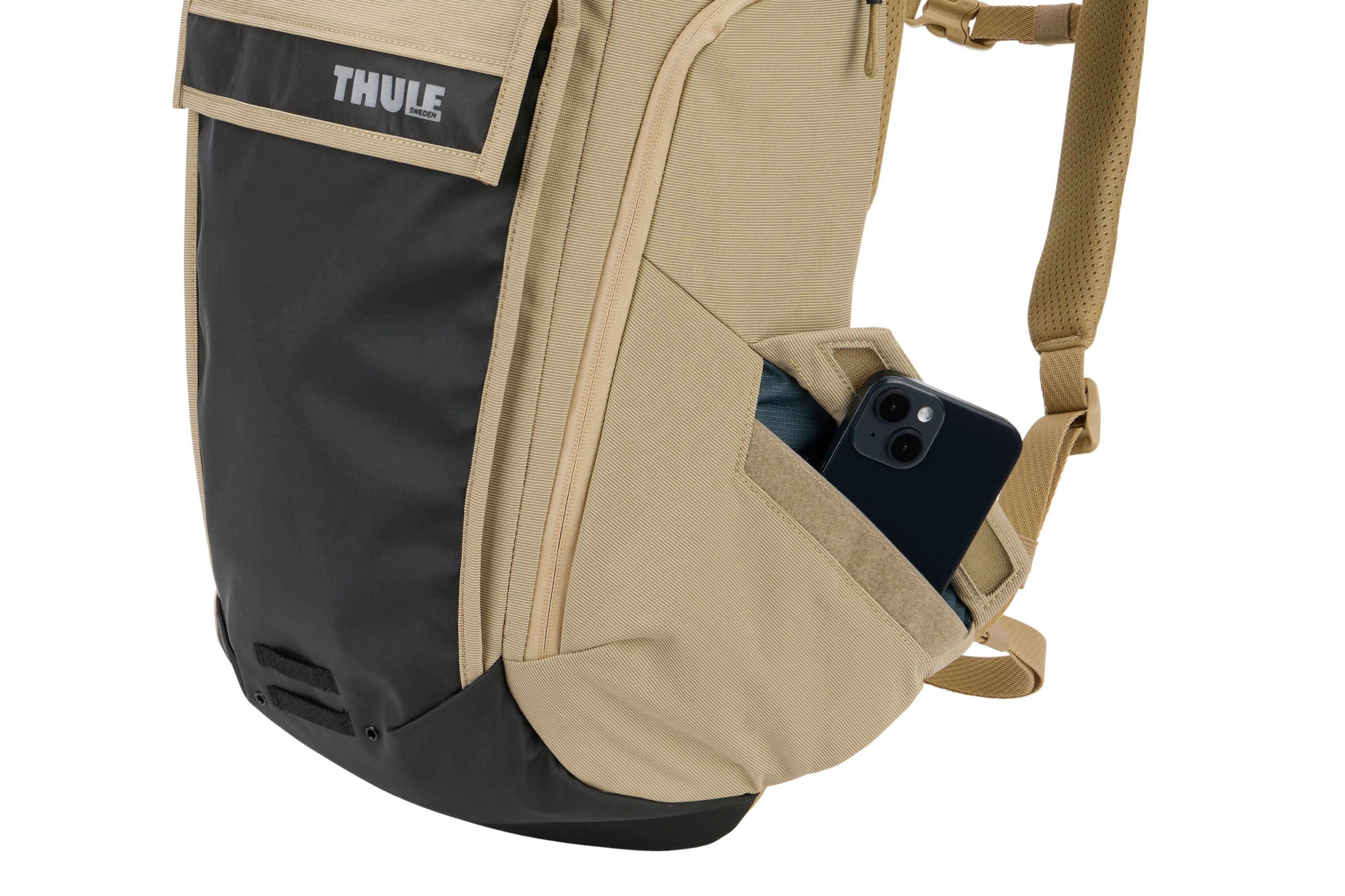 Thule Paramount commute bike backpack 20L gentle beige