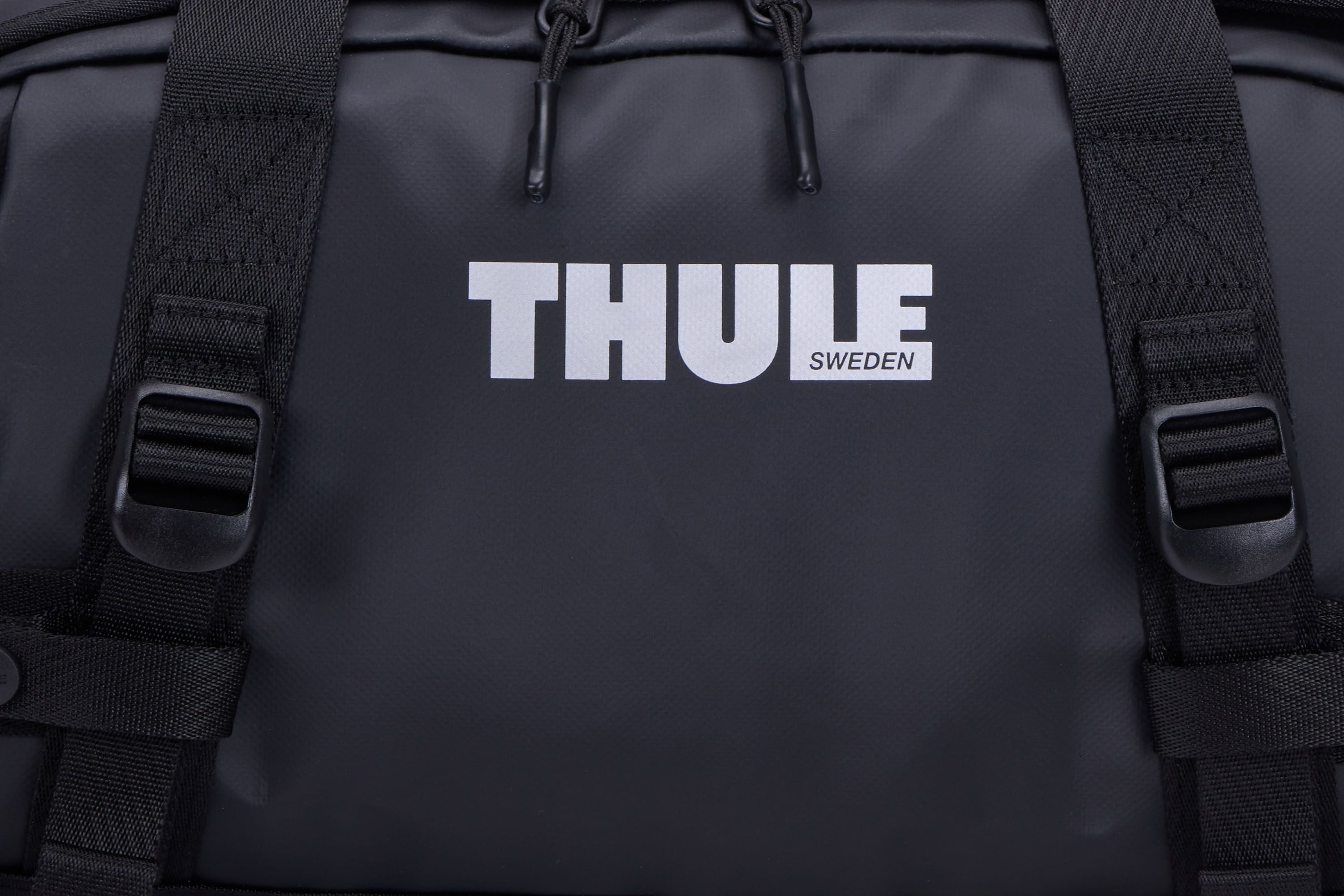 Thule Chasm 30L duffel black