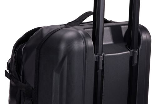 Thule Chasm carry on black