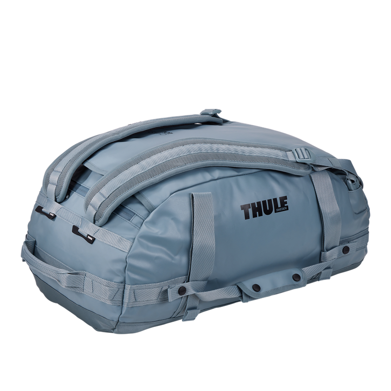 Thule Chasm 40L duffel bag Pond