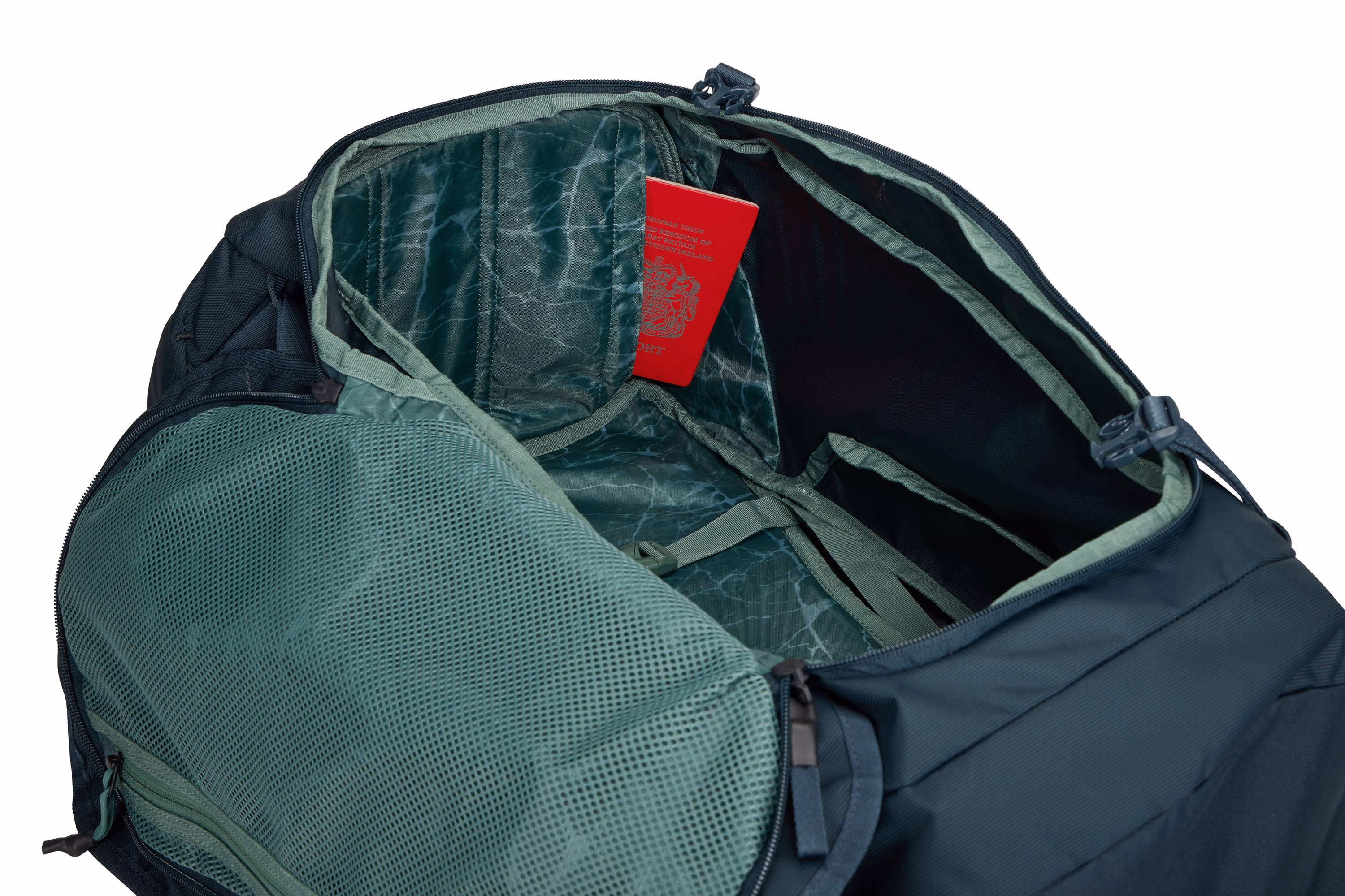 Thule Landmark 60L feature