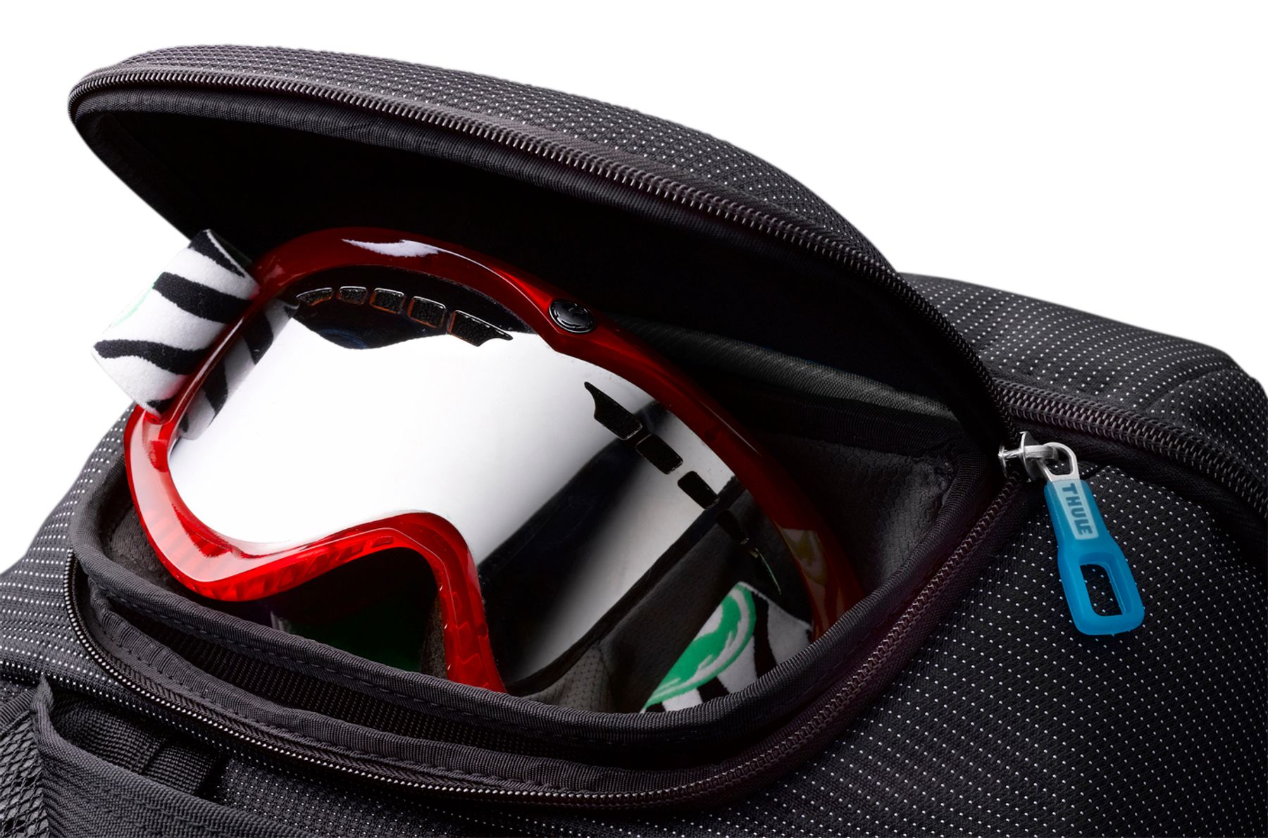 thule crossover 40l