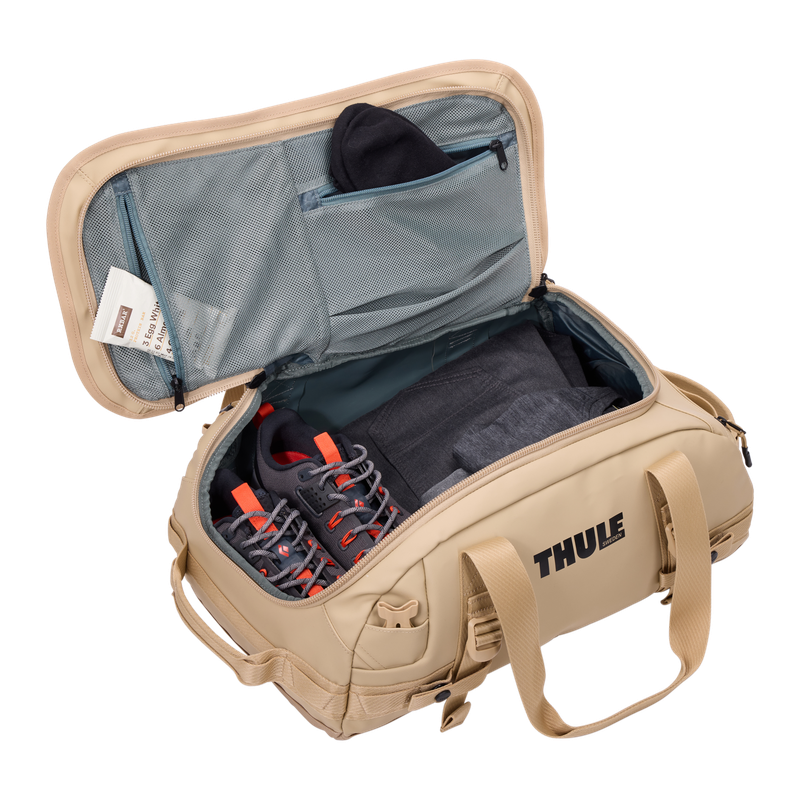 Thule Chasm 30L duffel bag gentle beige