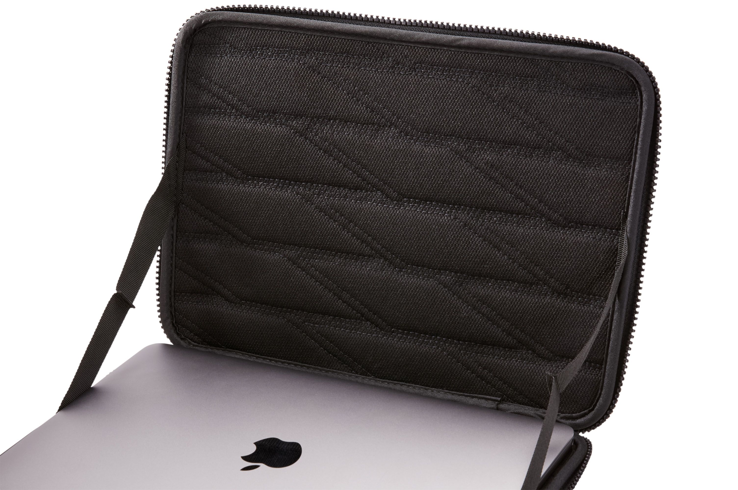 Thule Gauntlet MacBook® Sleeve 12" Feature 3