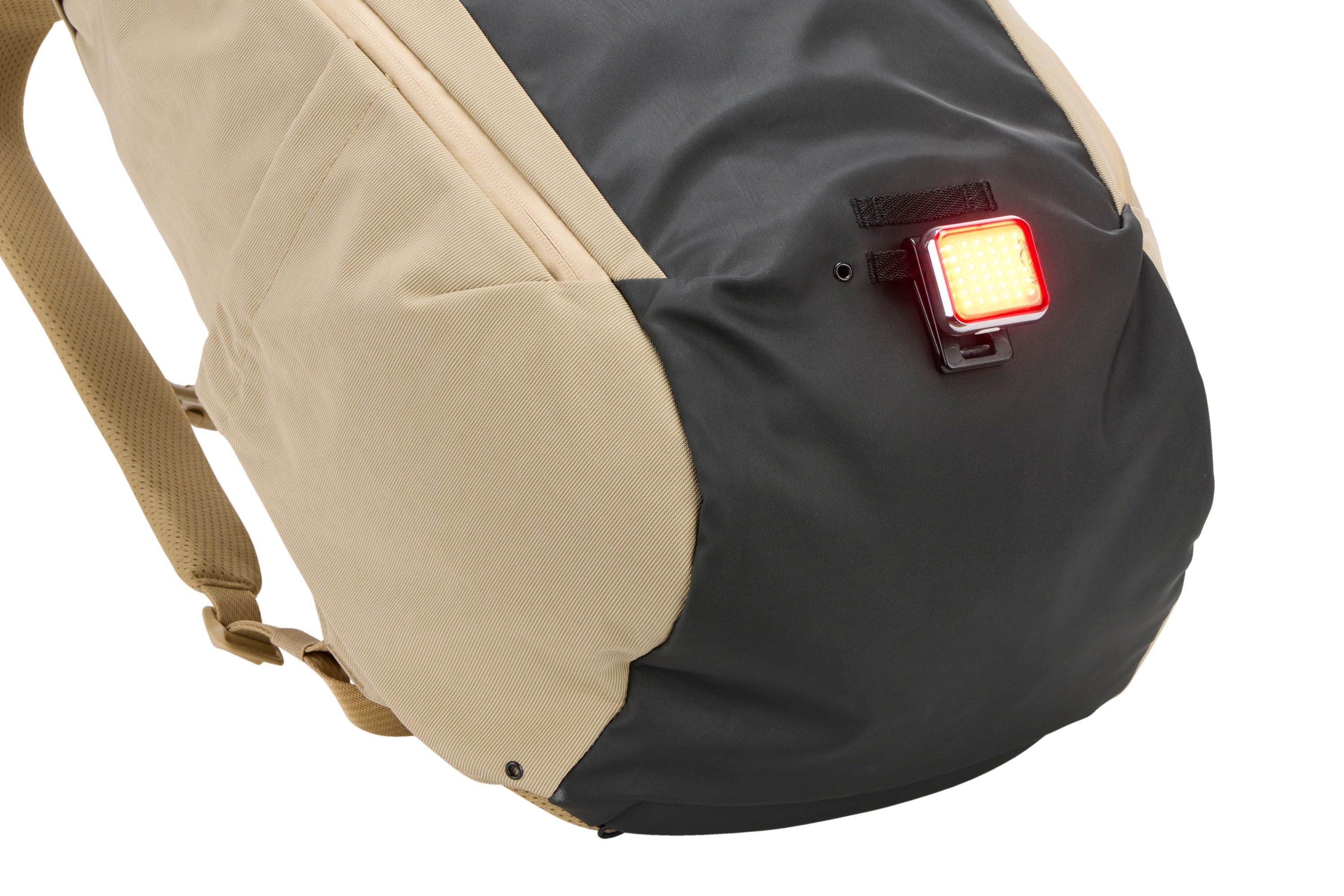 Thule Paramount commute bike backpack 28L gentle beige