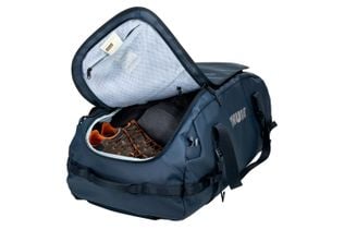 Thule Chasm duffel 90L darkest blue