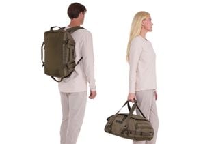 Thule Chasm 30L duffel bag deep khaki