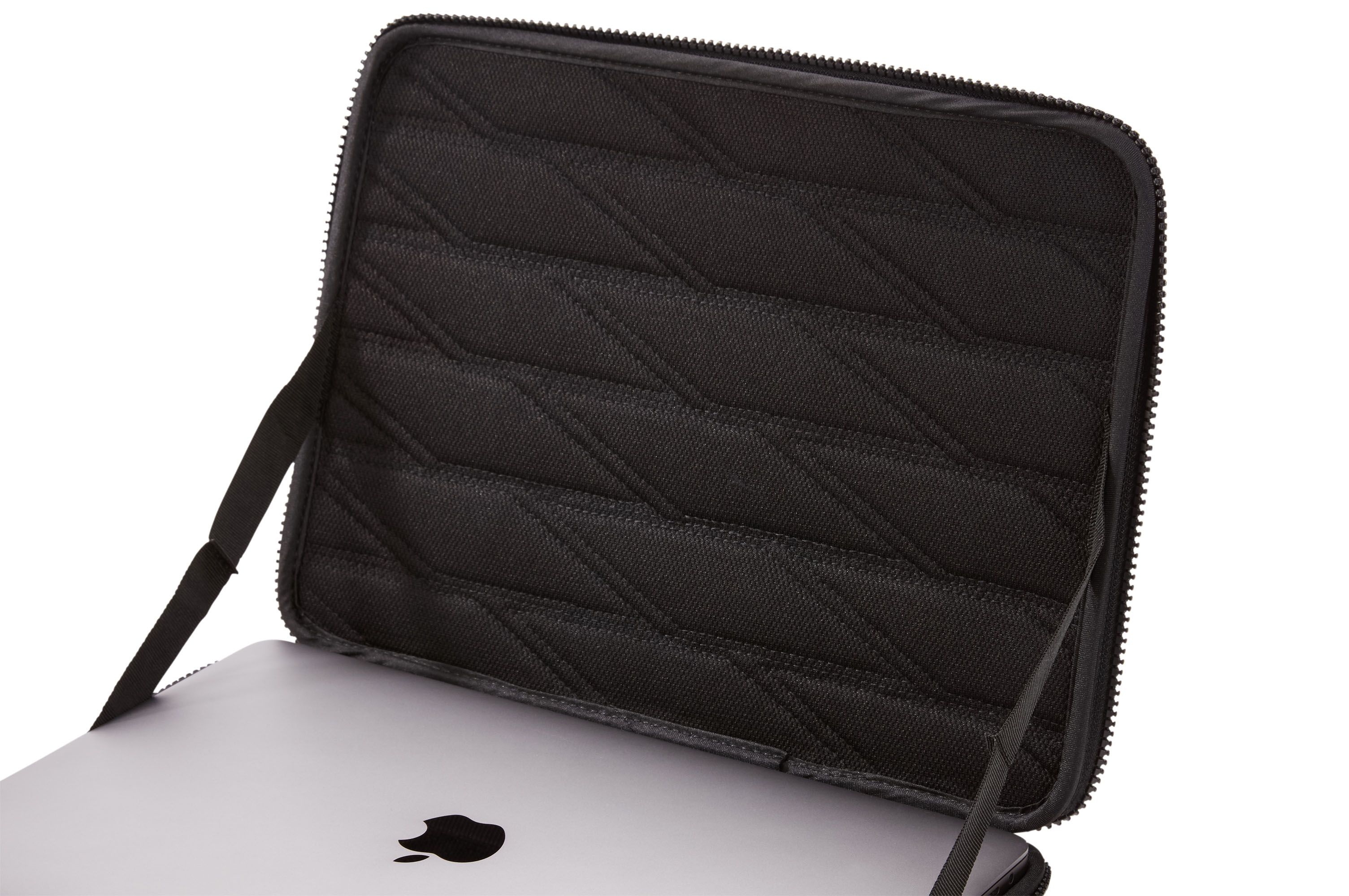 Thule Gauntlet MacBook® Sleeve 13" Feature 3