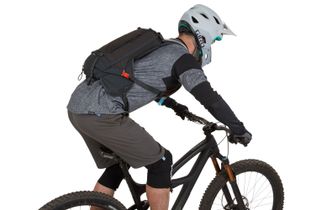 Thule Rail 8L optimal weight distribution