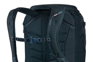 Thule Landmark 40L feature