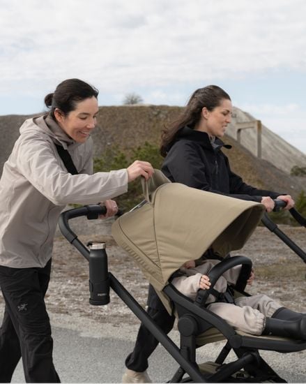 Thule Charm 2 in 1 - Comfort that grows