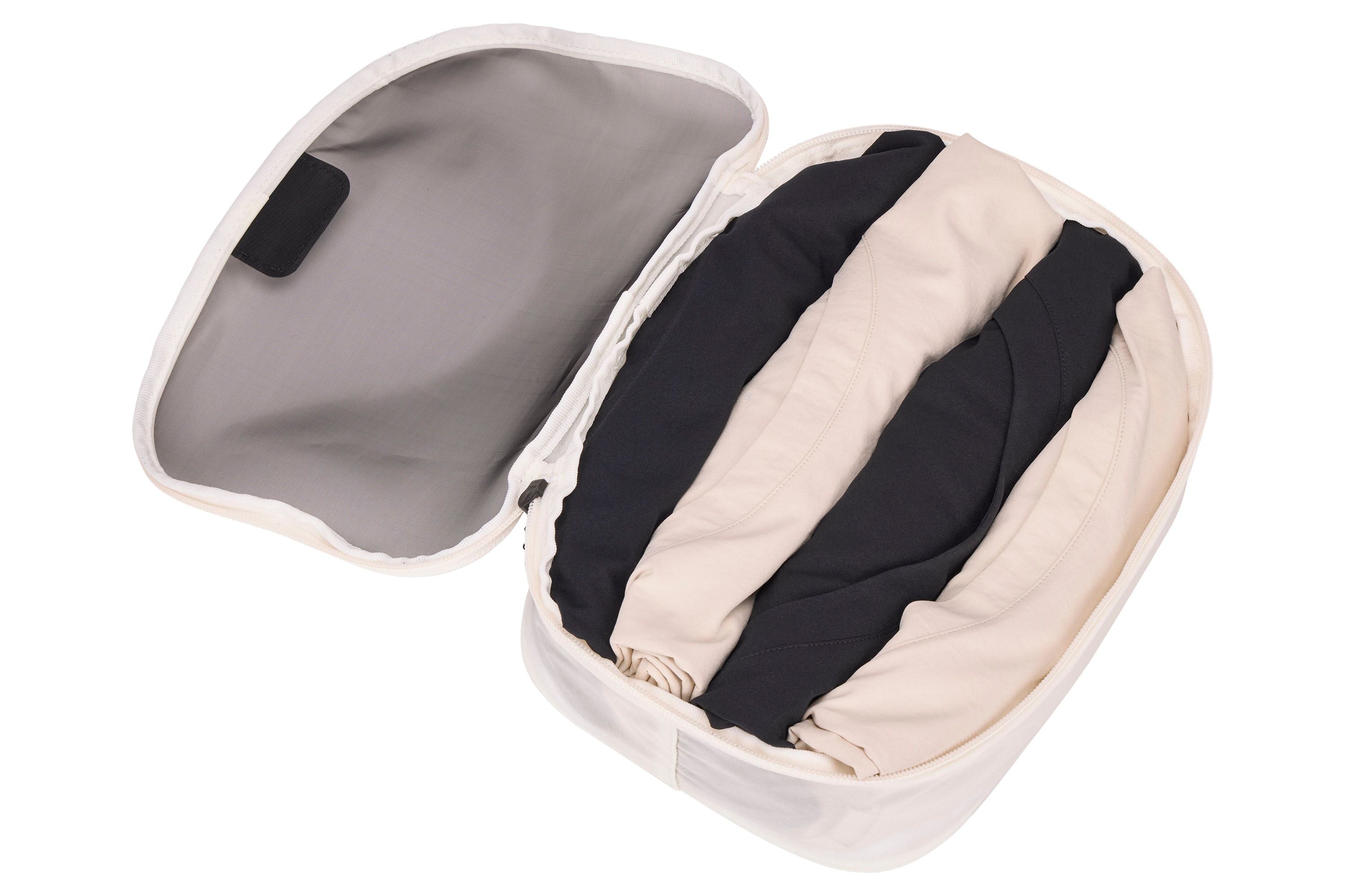 Thule packing cube small white