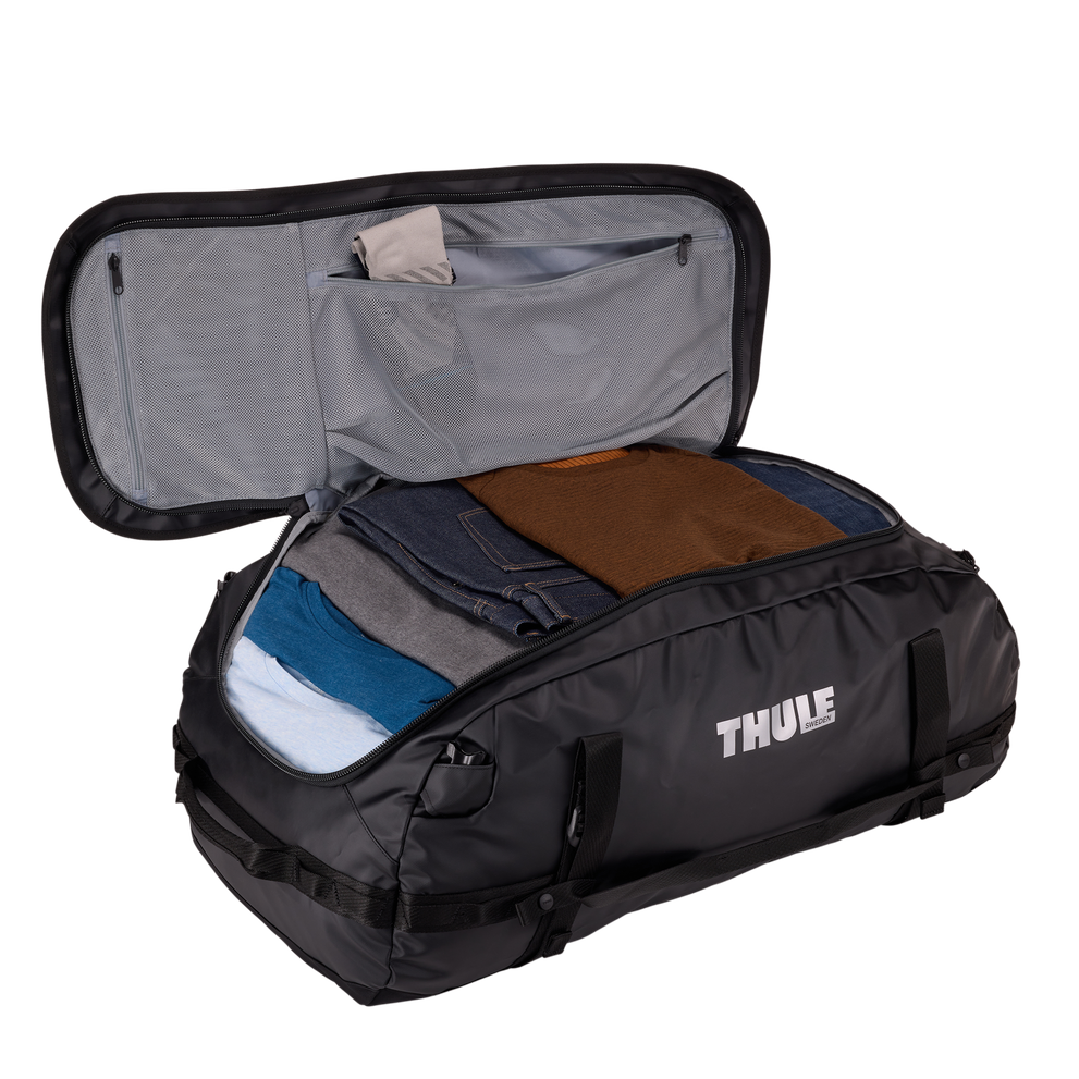 Thule Chasm 90L duffel bag black