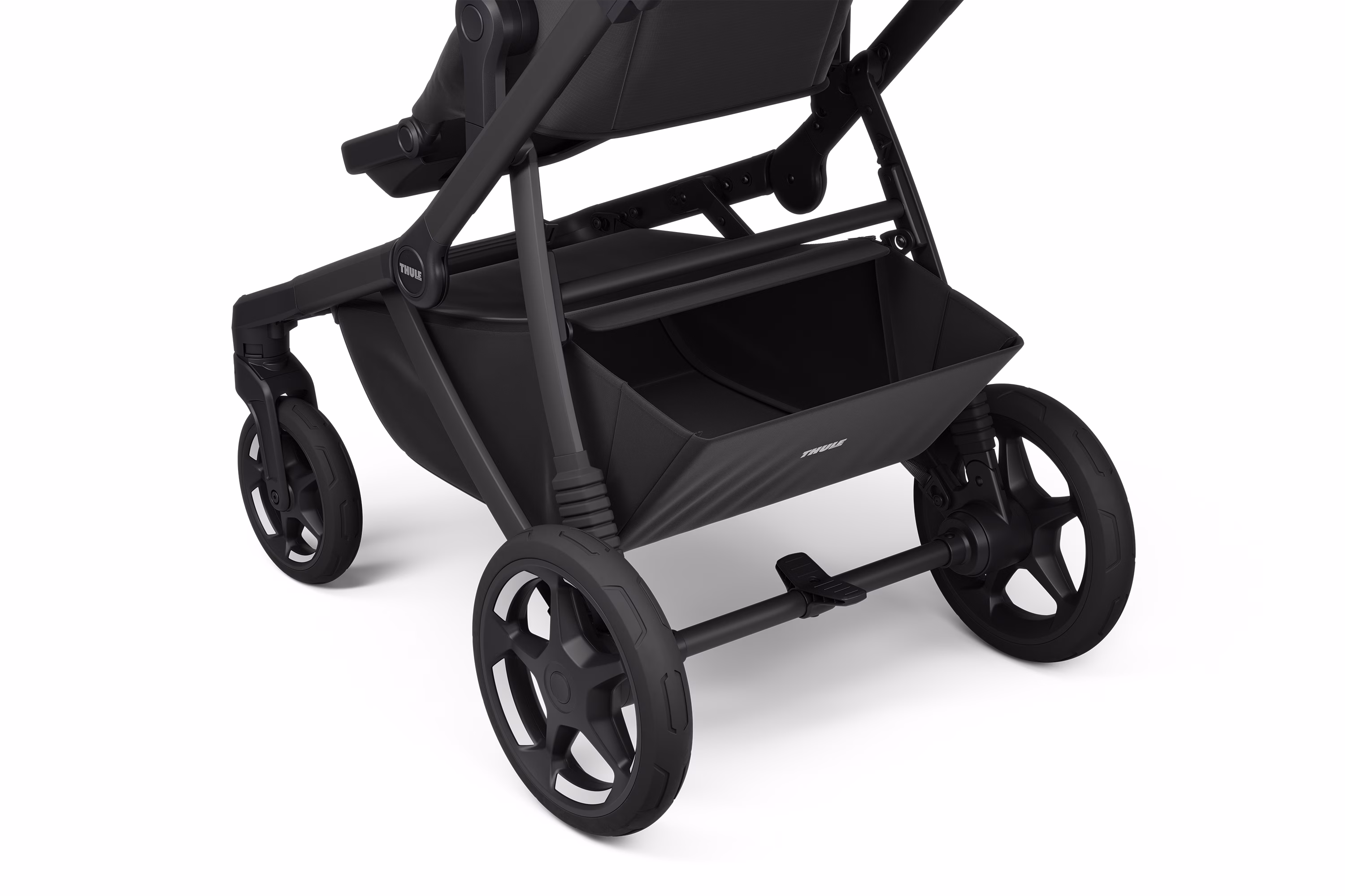Thule Sleek 2 feature - Spacious cargo basket