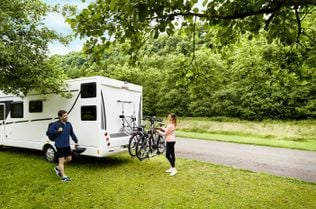 Thule Lift V16 Manual Platform Motorhome and Caravan Bike Rack