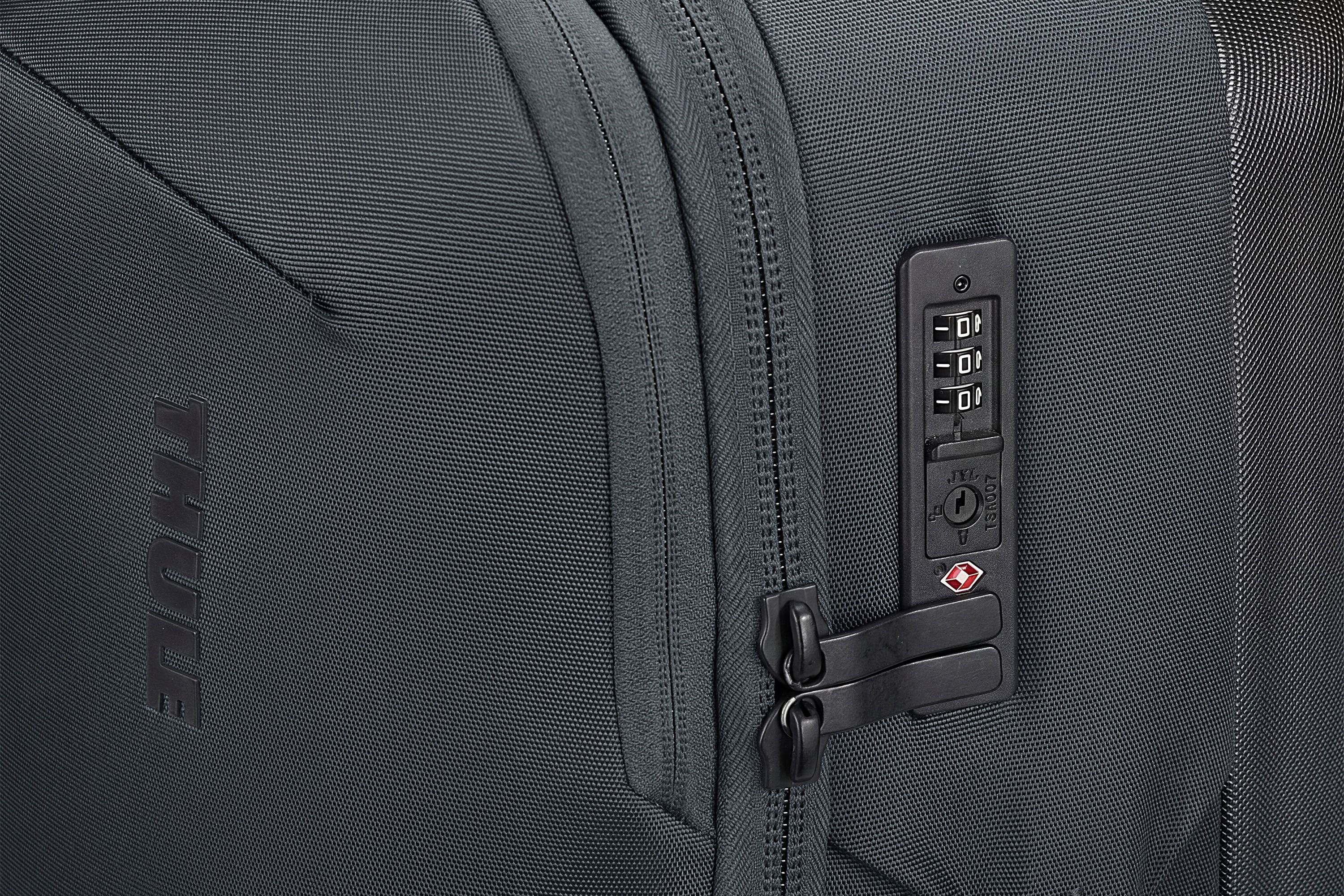Thule Subterra 2 carry on spinner dark slate