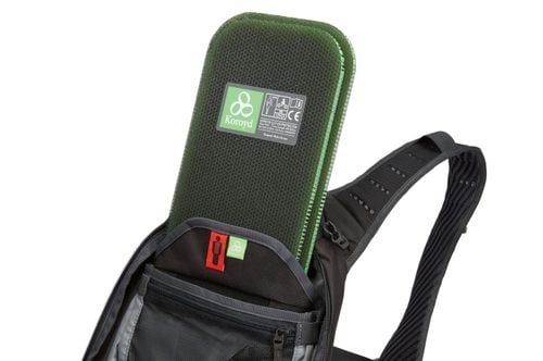 Thule Rail 12L Pro back protector