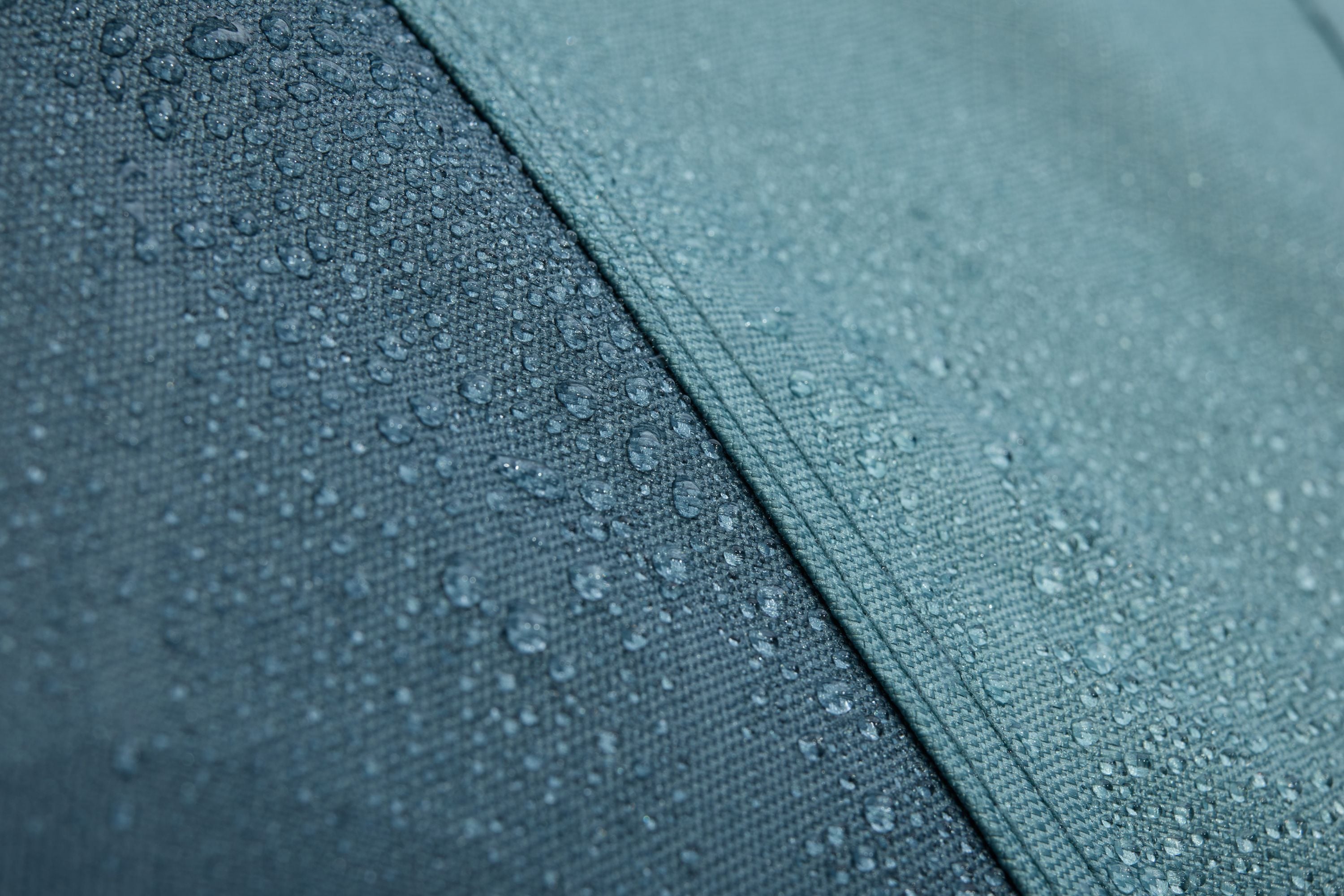 Thule Widesky dark slate feature