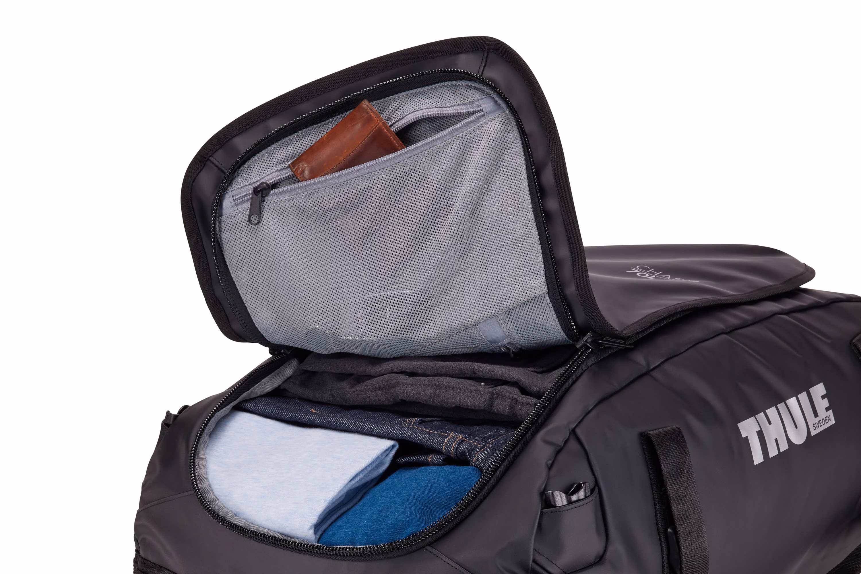 Thule Chasm 70L duffel black
