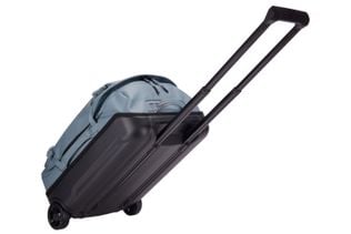 Thule Chasm carry on pond gray