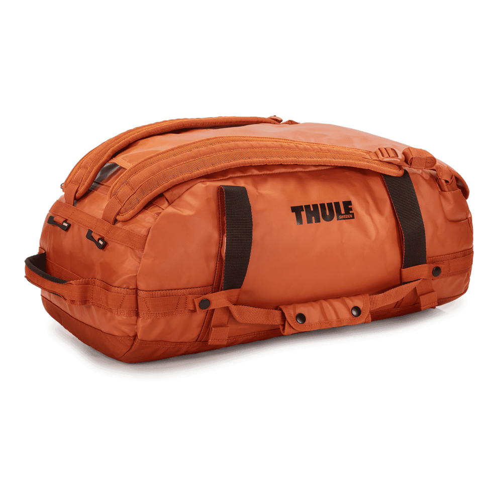 Thule Chasm 40L duffel bag autumnal orange