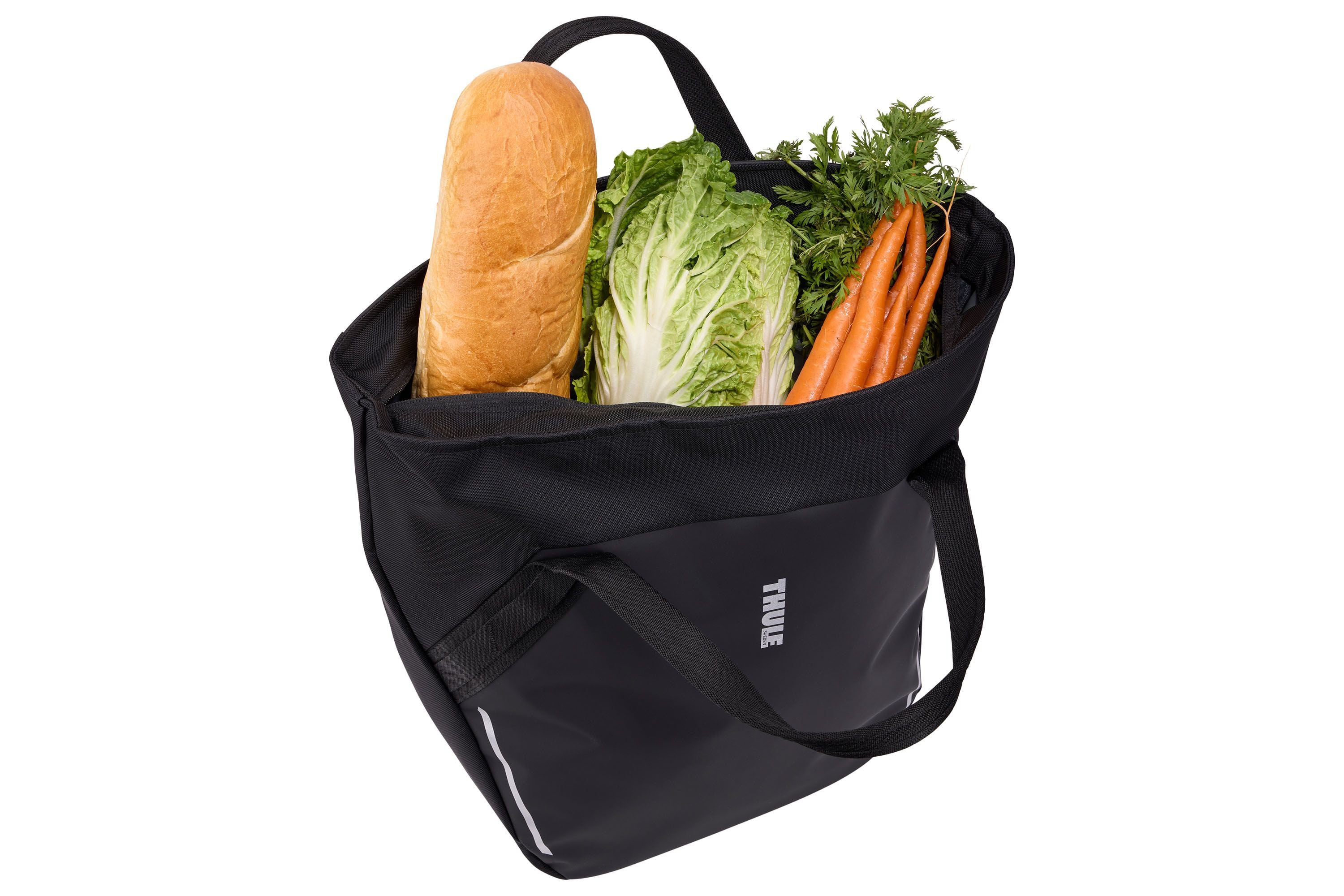 Thule Chasm tote with InLock 25L black
