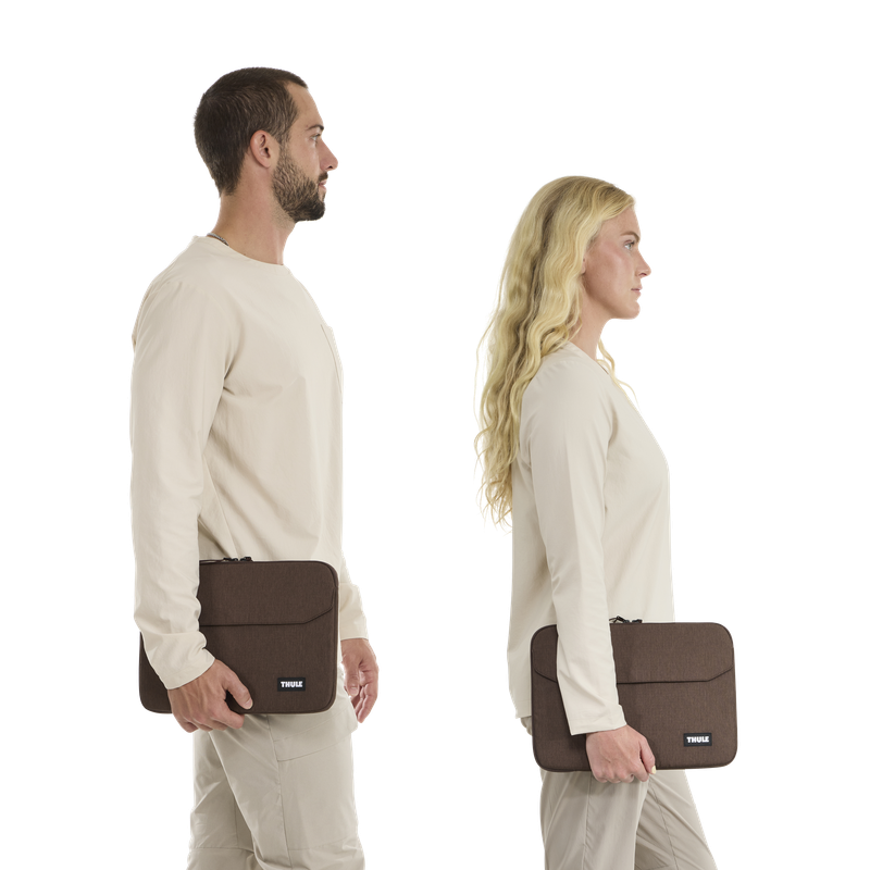 Thule Lithos sleeve MacBook Pro 14'' nuanced brown