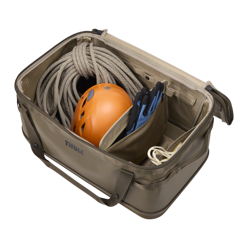Thule Chasm gear hauler 55L deep khaki