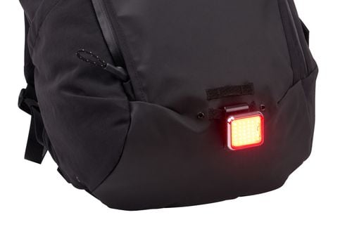 Thule Paramount commute bike backpack 20L feature