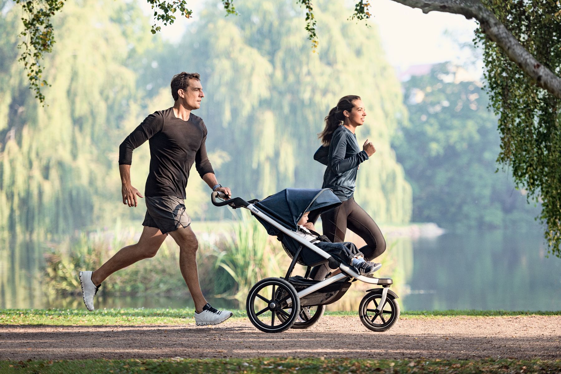 Thule Urban Glide 2 Infant Stroller Bundle - Jogging
