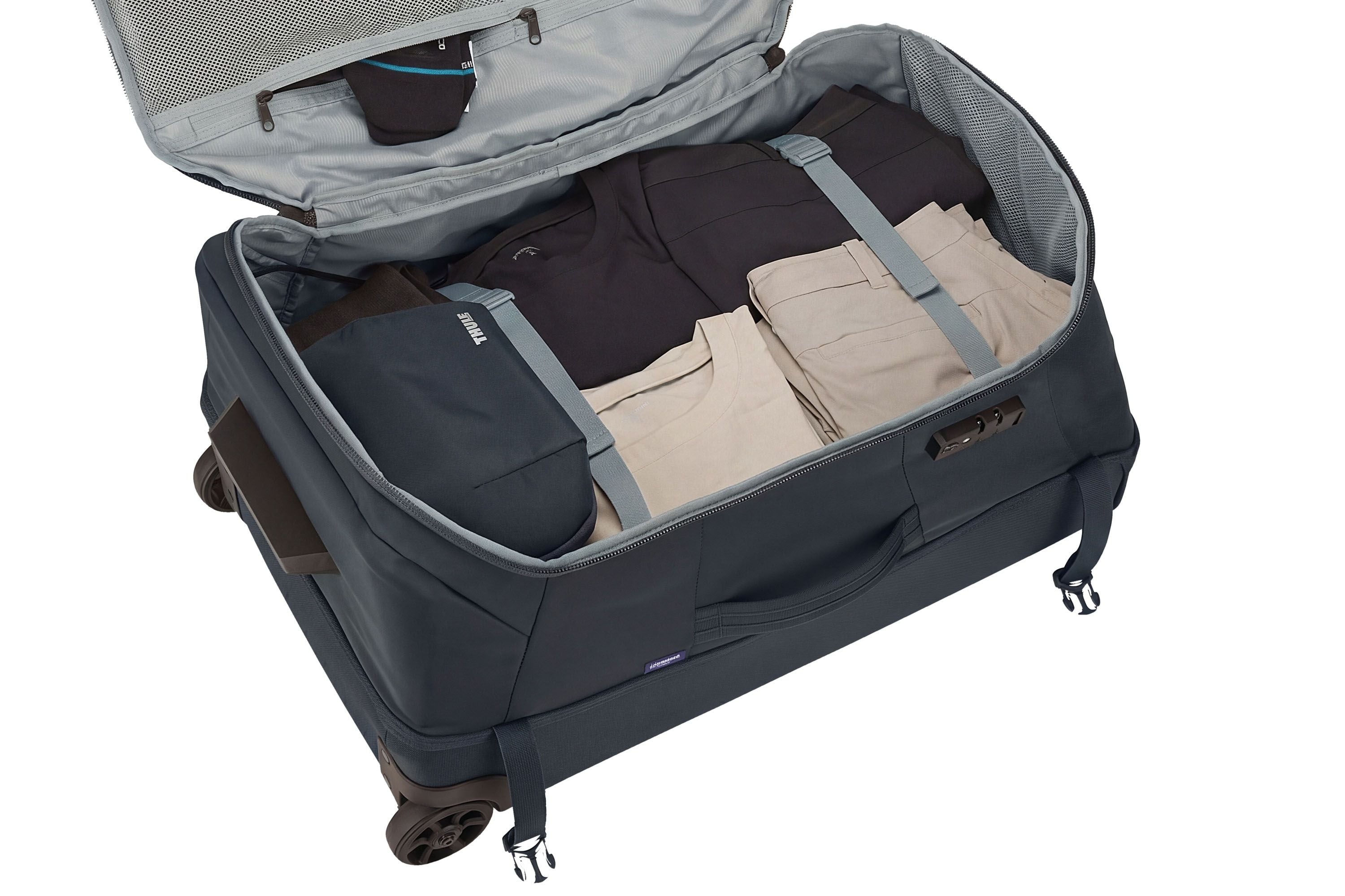 Thule EnRoute wheeled duffel darkest blue