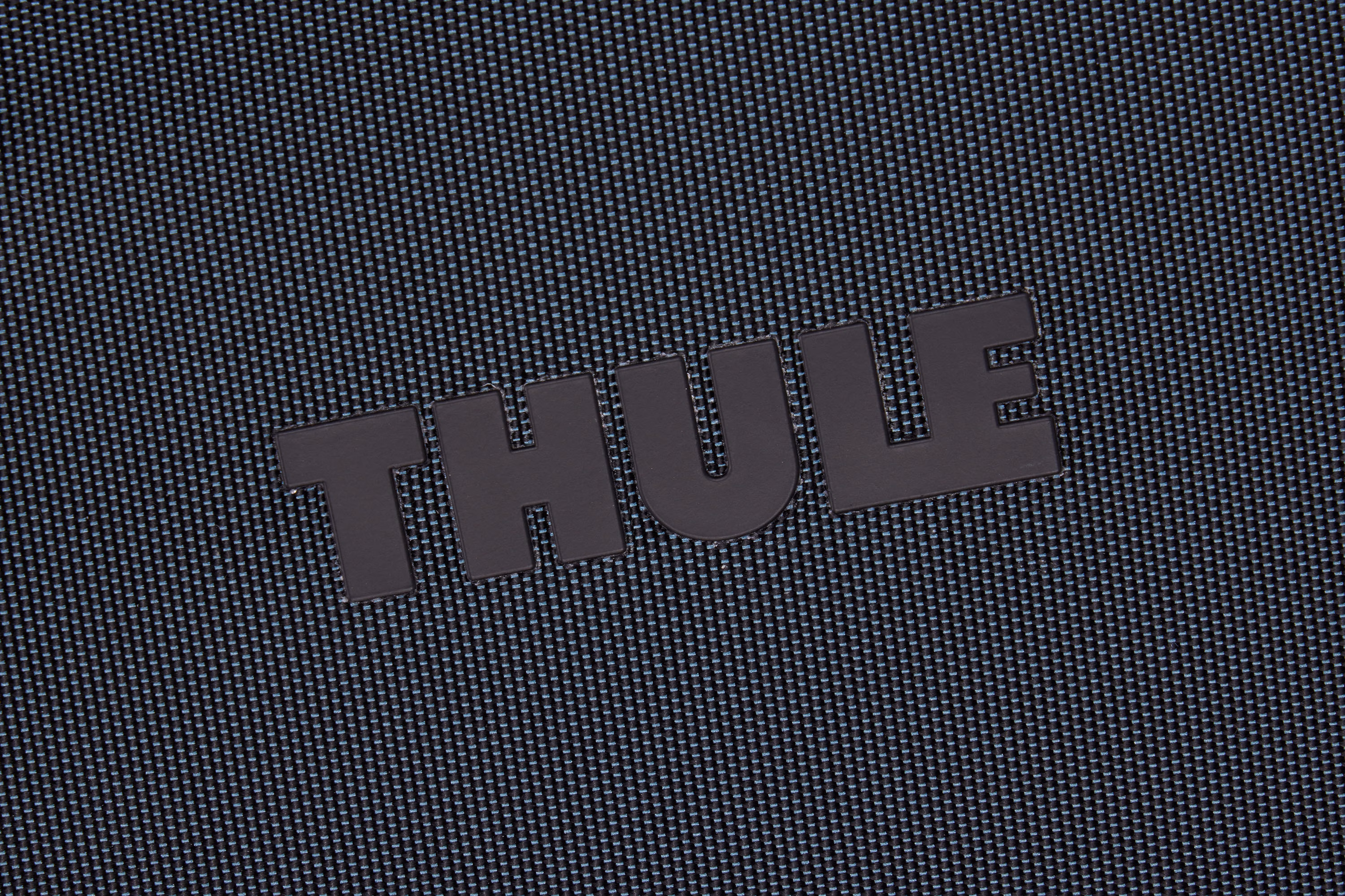 Thule Subterra Carry On Spinner