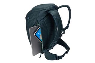 Thule Landmark 40L feature