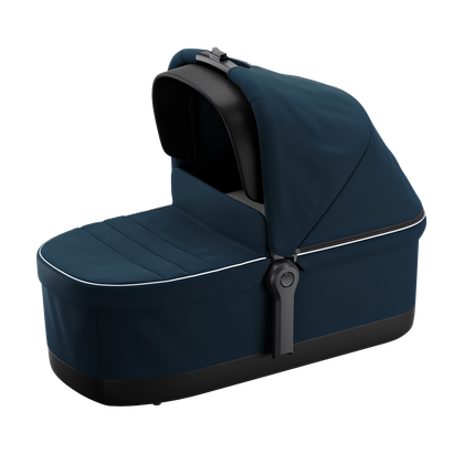 11000104_11000107_Sleek_Bassinet_1