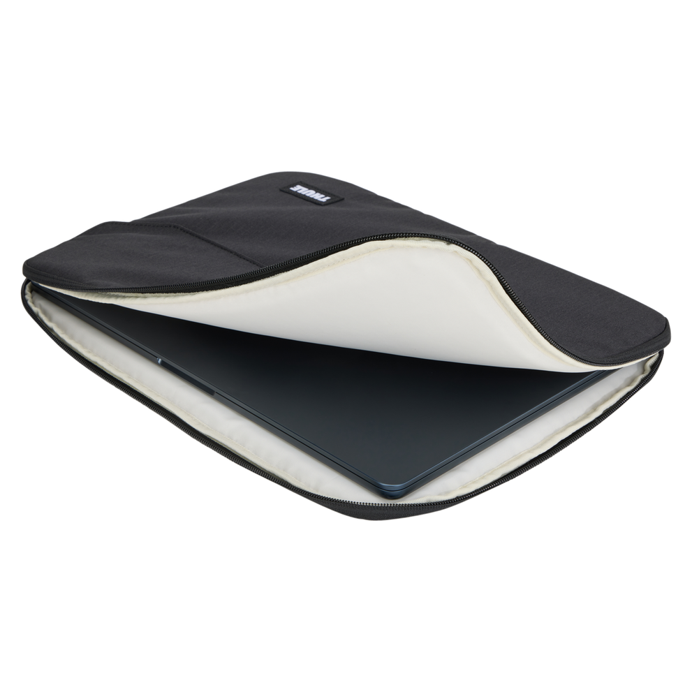 Thule Lithos sleeve MacBook Air 15'' black