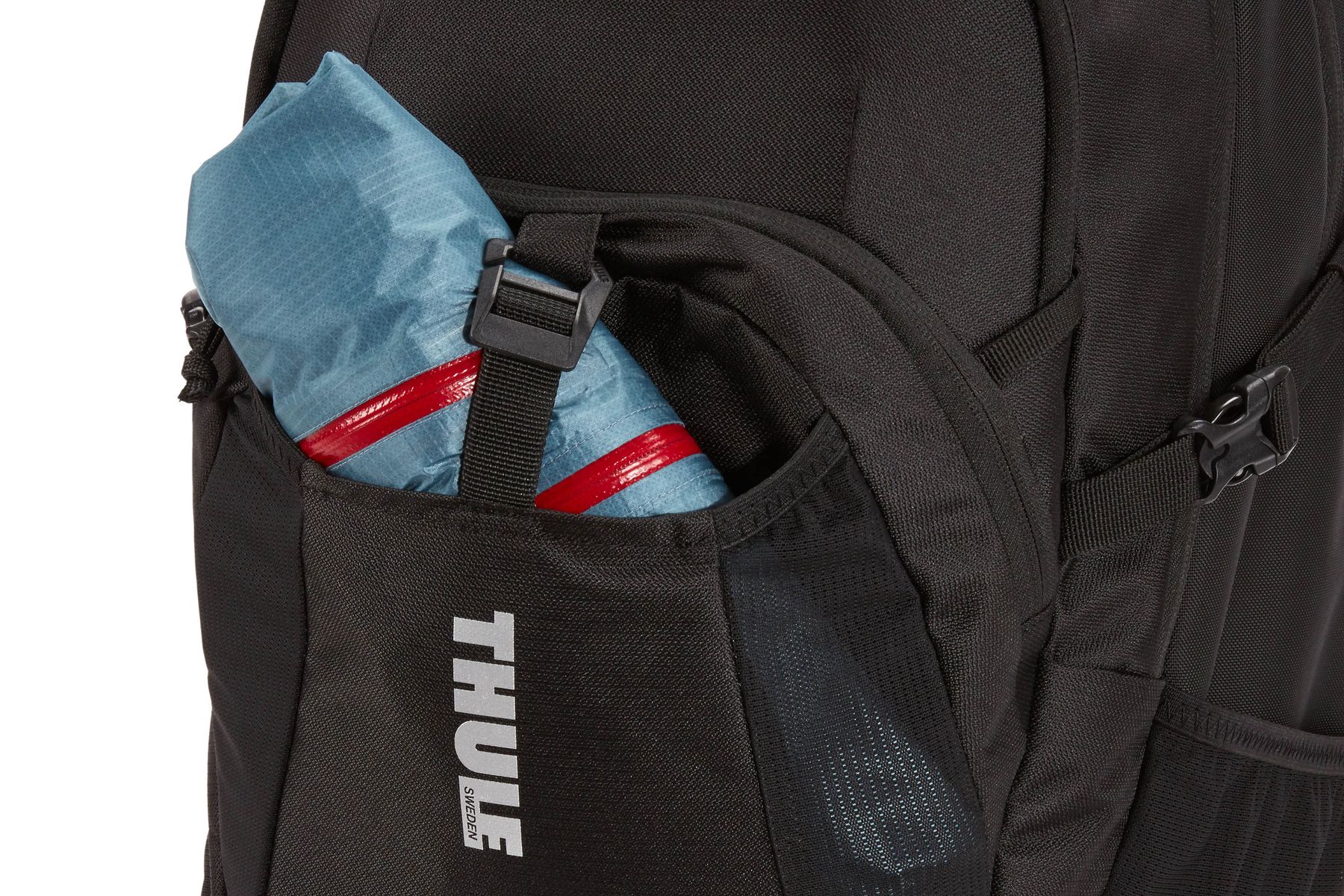 thule narrator backpack