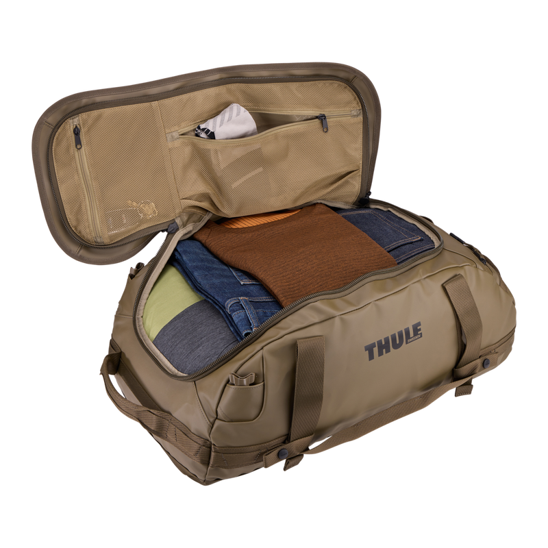 Thule Chasm 40L duffel bag deep khaki